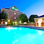 Holiday Inn Express & Suites DFW Airport - Grapevine By IHG
