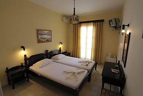 Quadruple Room for 4 People