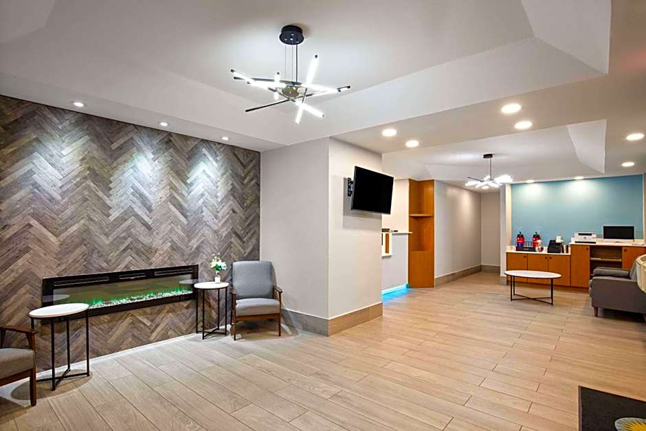 Days Inn by Wyndham Helen