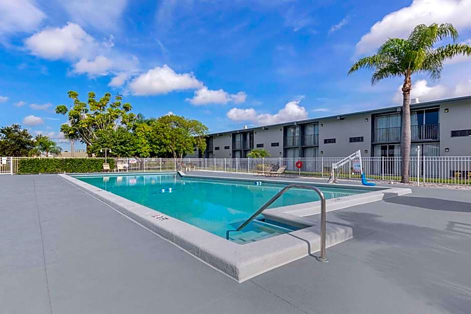 Quality Inn Downtown Stuart