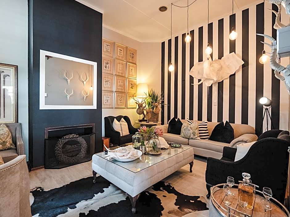 Lairds Lodge Country Estate