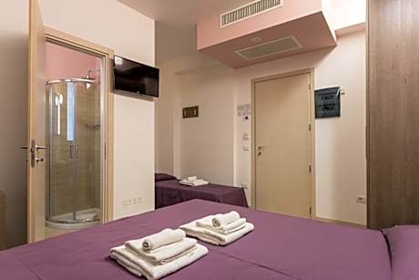 Economy Triple Room