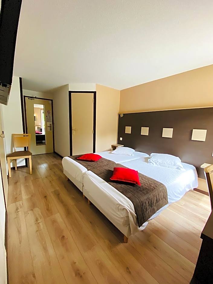 Atoll Hotel Logis Angers, Beaucouzé