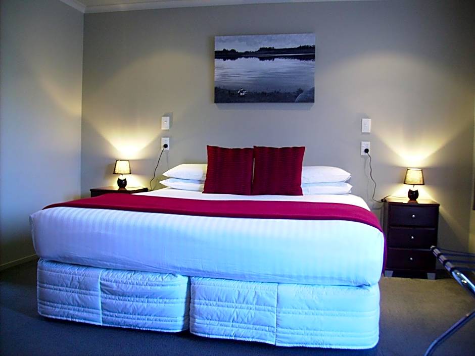 Albert Court Motor Lodge