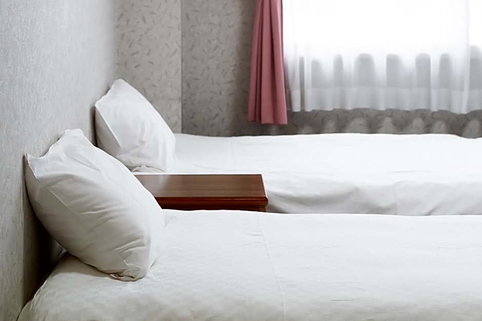 Yamato Saidaiji Hotel SINDAI