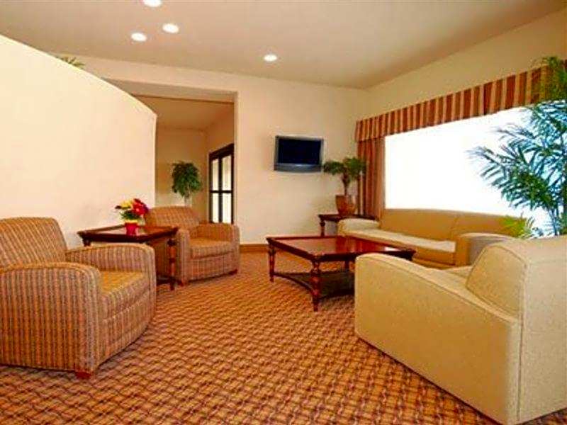 Quality Suites North Ih 35