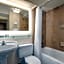 Holiday Inn Boston - Cambridge Area by IHG 
