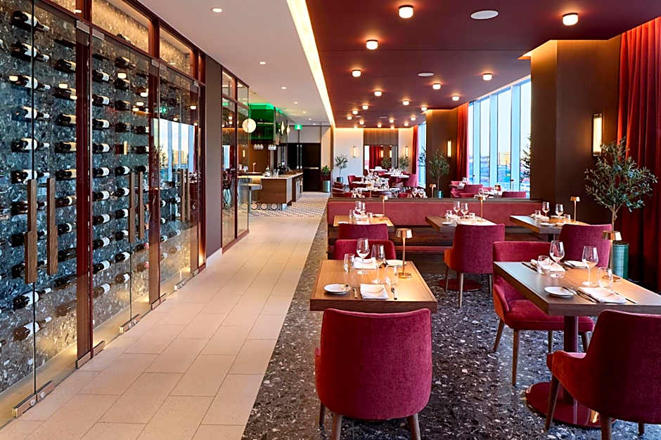 Courtyard by Marriott Montreal Laval