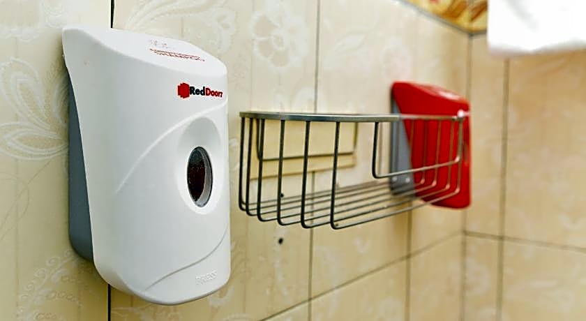 RedDoorz Plus @ Singaraja