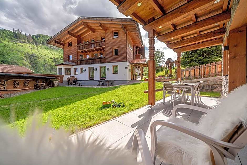 Der Ortnerhof - Hotel & Reiterhof