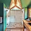 Urban Cowboy Lodge