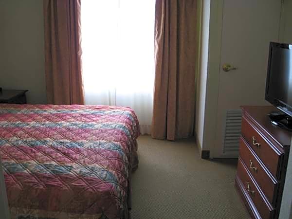 Econo Lodge Inn & Suites - Marianna