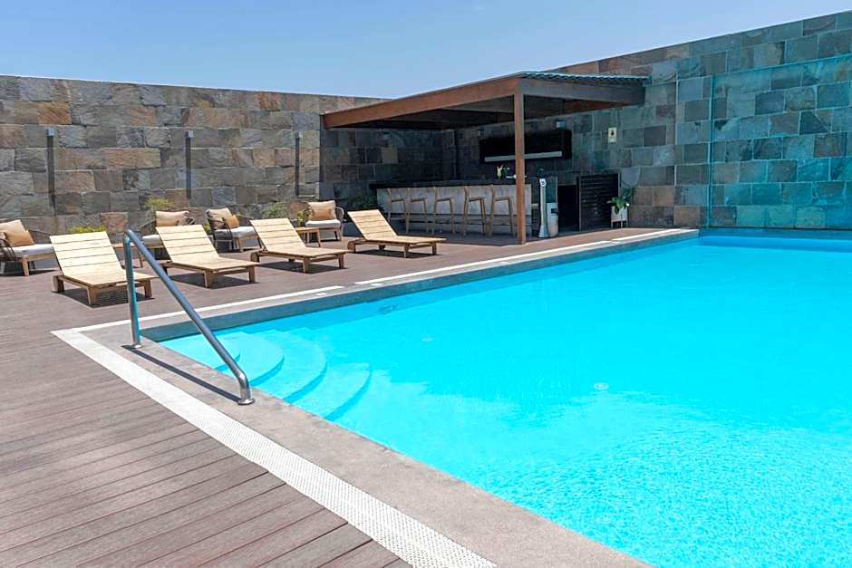 DoubleTree by Hilton Trujillo