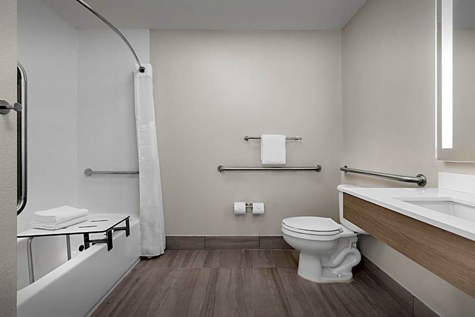 Holiday Inn Express & Suites Superior By IHG