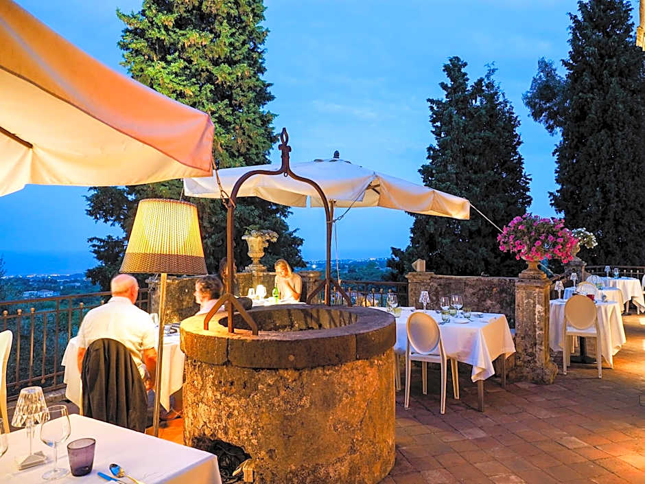 Monaci delle Terre Nere