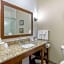 Comfort Inn & Suites Shawnee - Kansas City