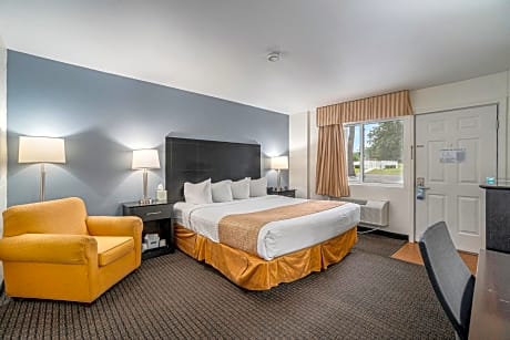 King Room - Second Floor/Non-Smoking