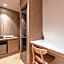 Hound Hotel Jeonju Deokjin