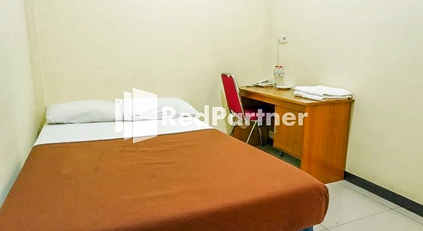 Grand Kembar Hotel Mitra RedDoorz