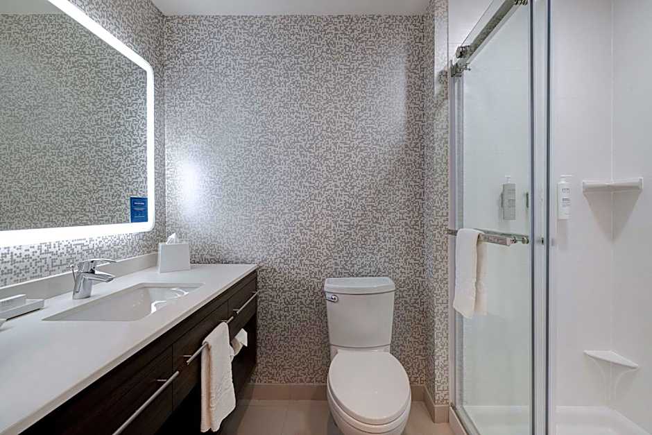 Home2 Suites by Hilton Redding