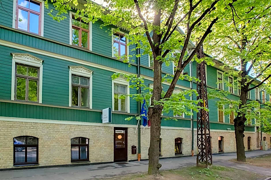 Janne Hotel with Self Check-in