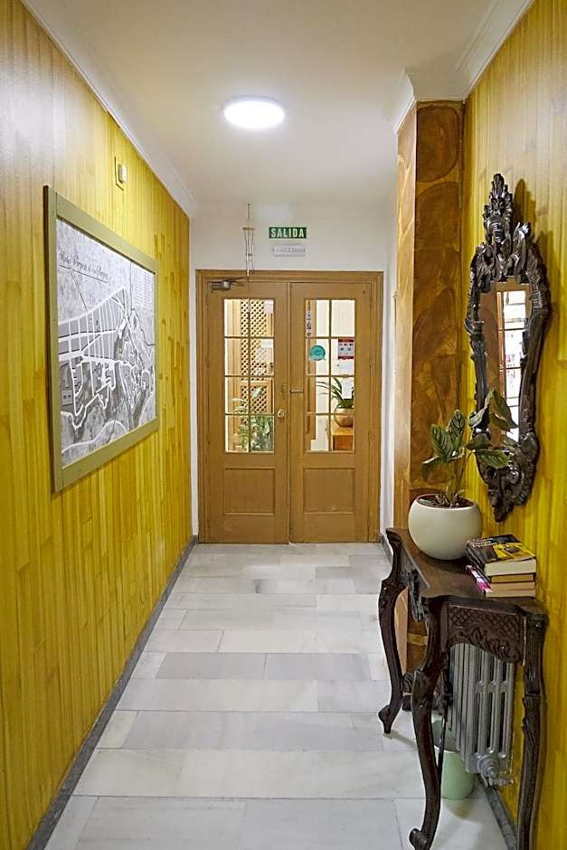 Hotel Virgen de los Reyes