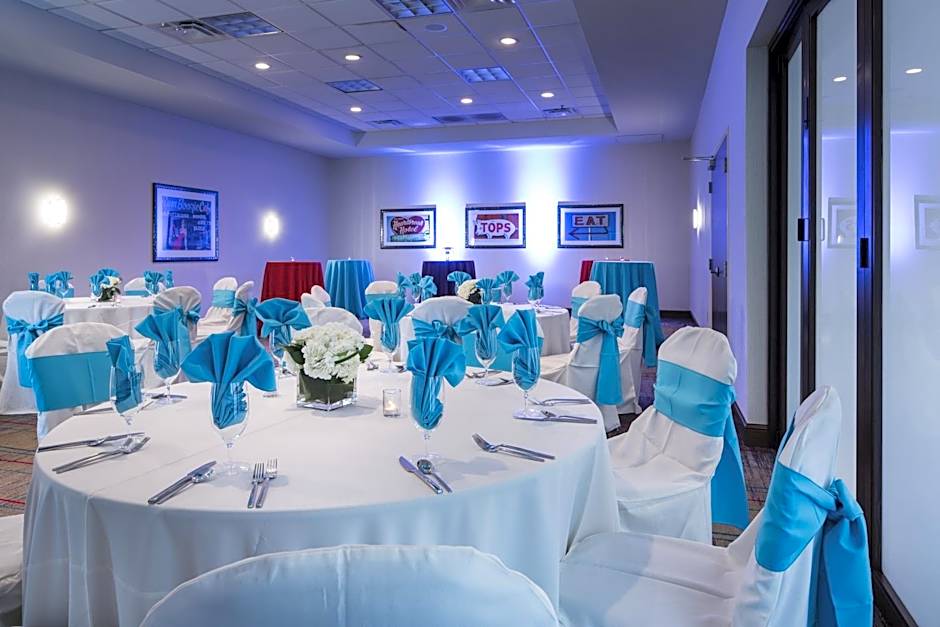 Crowne Plaza Memphis Downtown By IHG