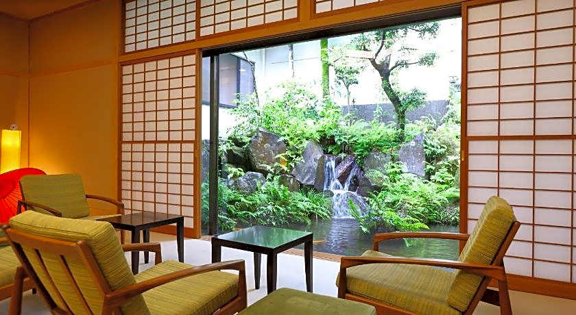 Oku-Yugawara Tsubaki