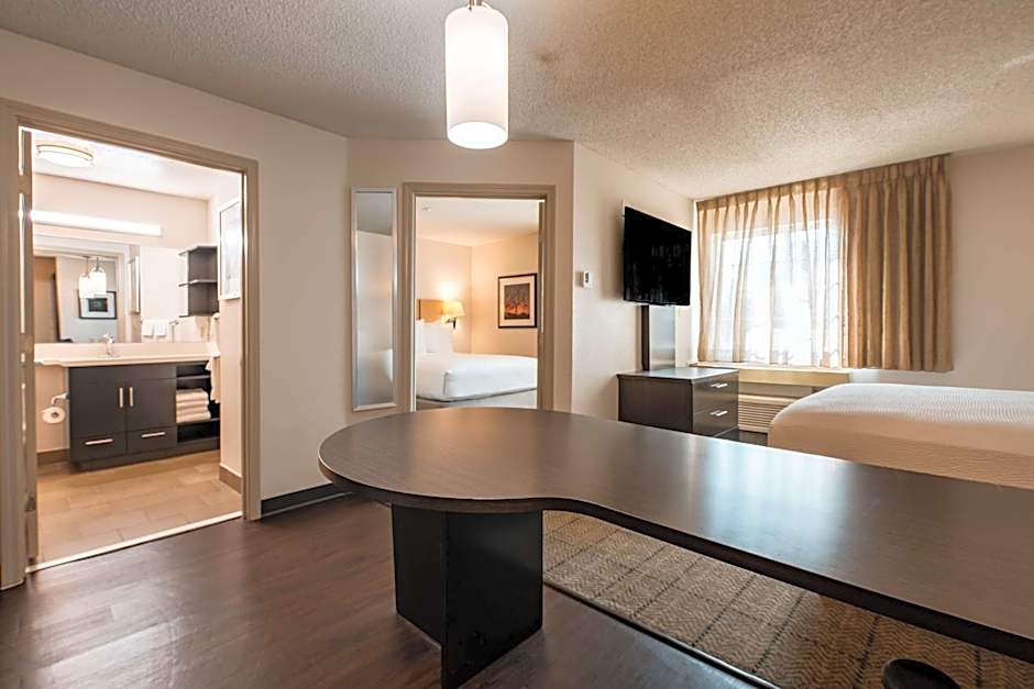 Sonesta Simply Suites Dallas Richardson