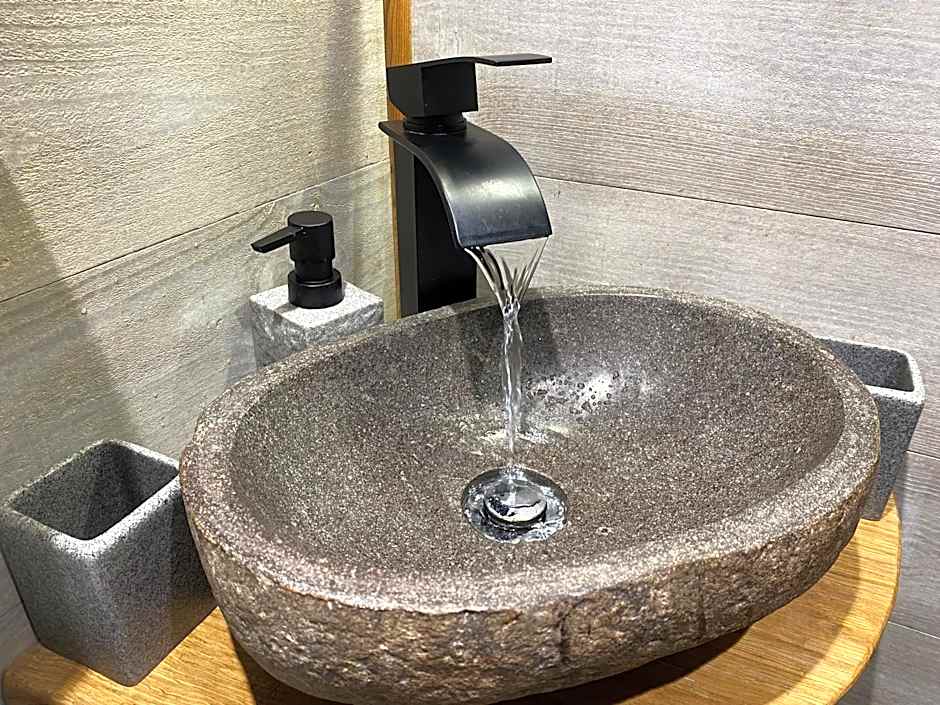 Les Cabanes De Pyrene