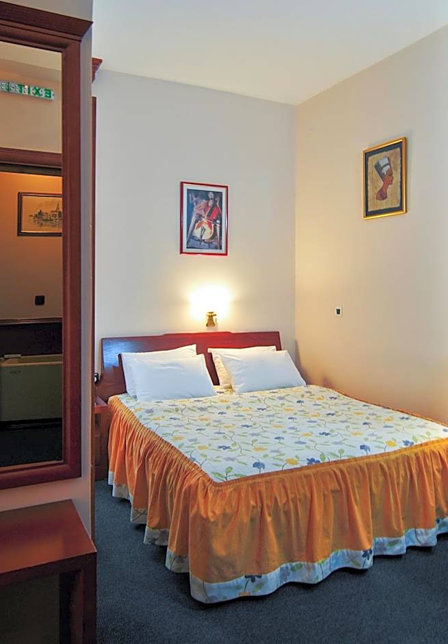 Hotel Montenegrino