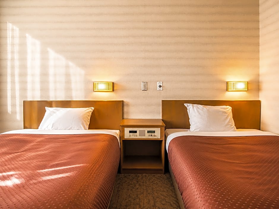 ROYALCITY HOTEL