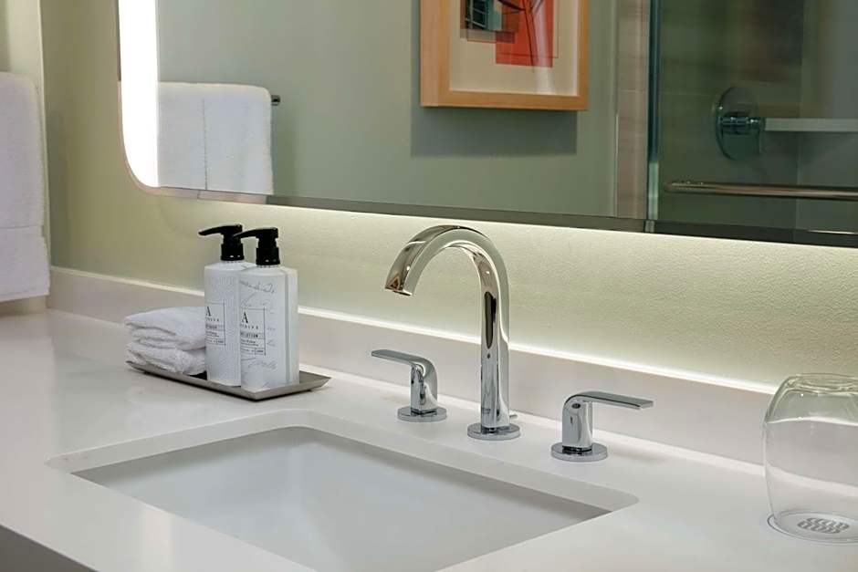 Sonesta Miami Airport