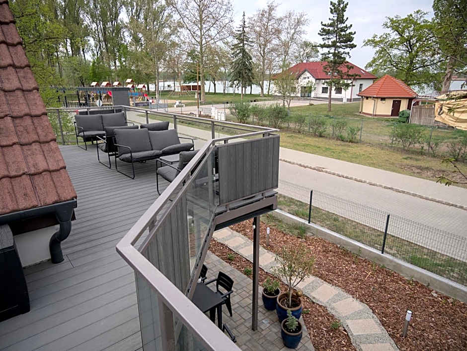 Vadvirág Villa