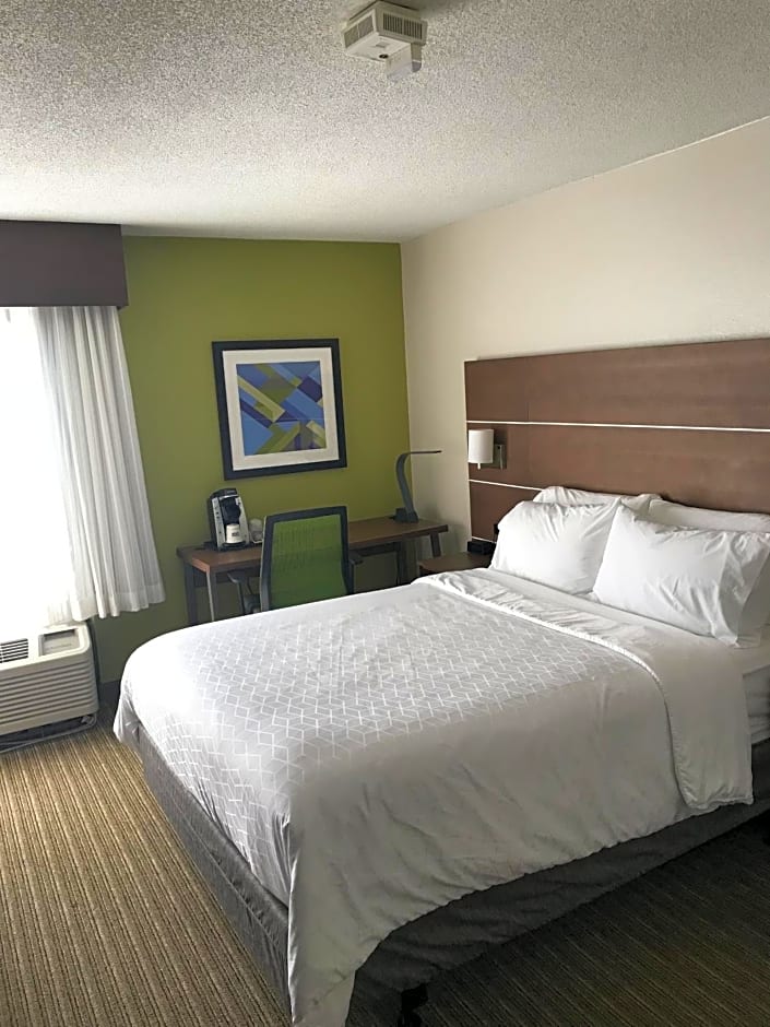 Holiday Inn Express Memphis Medical Center - Midtown, an IHG Hotel