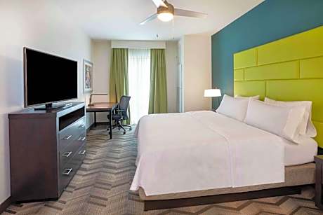 Two-Bedroom Suite - Non-Smoking