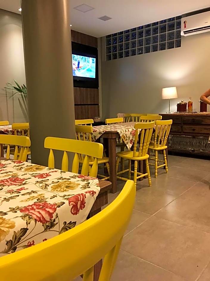 Apartamento Vista para Beira-Mar e Calçadão centro de Tramandaí