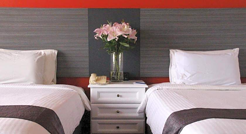 Grand Riverview Hotel