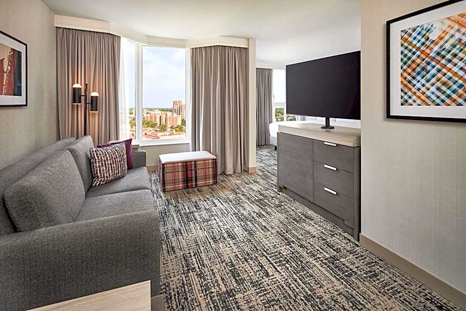 Hilton Kansas City Country Club Plaza