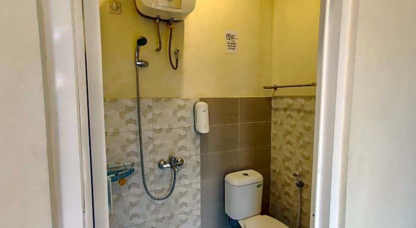 Ayuning Guest House Syariah Semarang Mitra RedDoorz