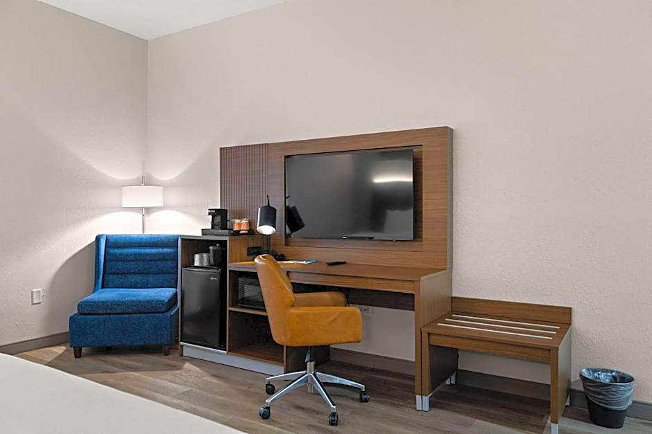 Clarion Pointe Lakeland I-4