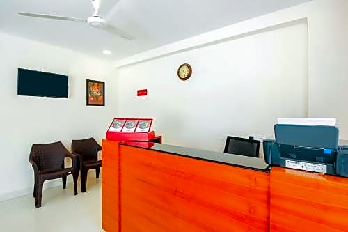 OYO 13163 Jaswitha Homes