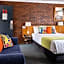 Country Pathfinder Motor Inn