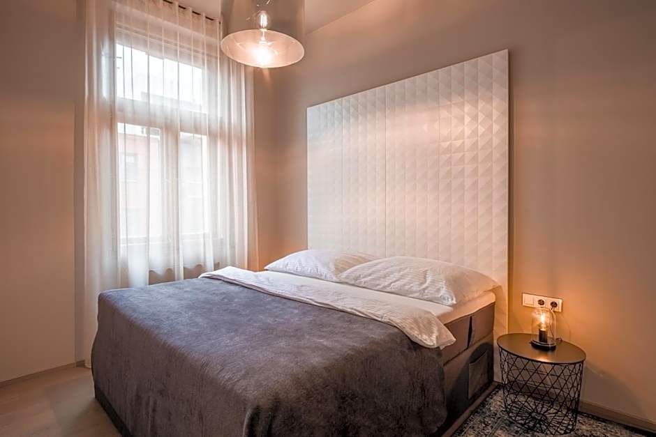 Aparthotel Rimska 14