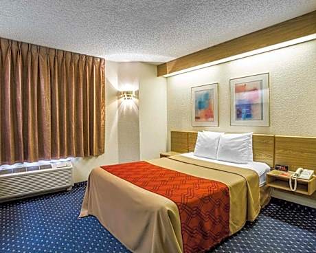Econo Lodge Denver International Airport