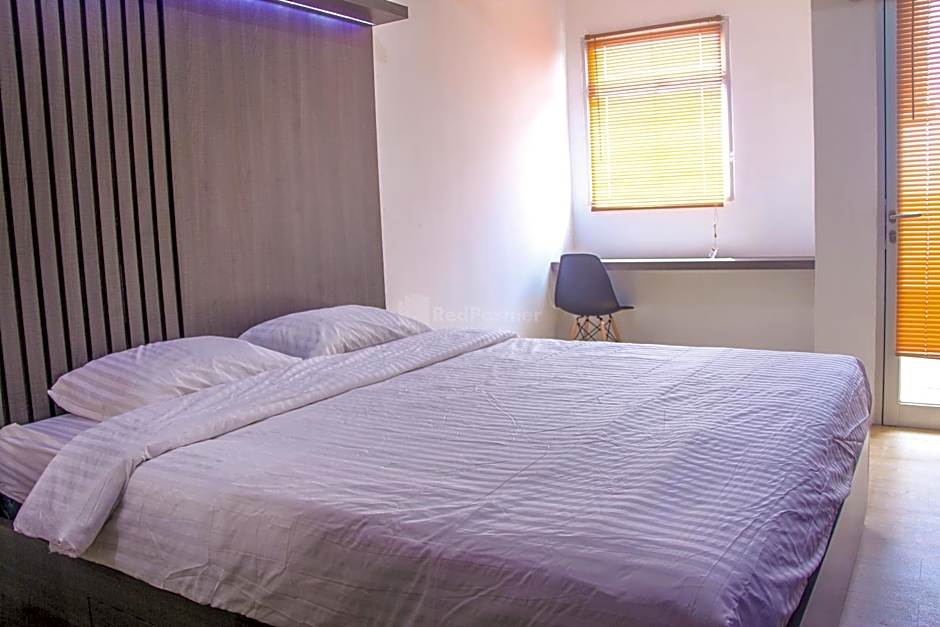 RedLiving Apartemen Gunung Putri Square - Abidin Room Tower Pinus