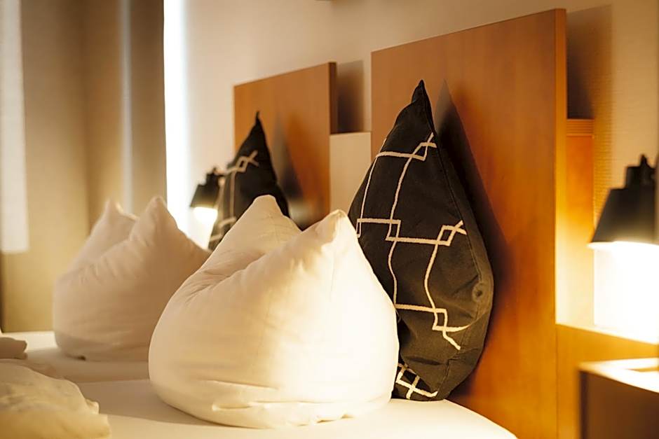 Hotel Rheinpromenade8