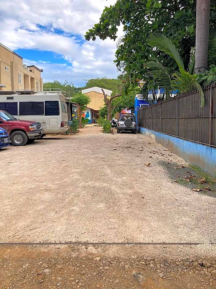 TamaHostel & Glamping