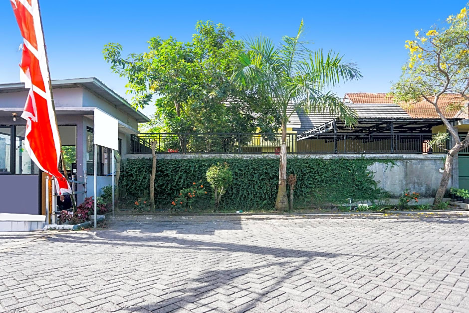 OYO Life 91544 Homestay Biru Blukid