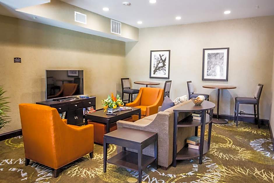 Staybridge Suites Plano / Frisco By IHG